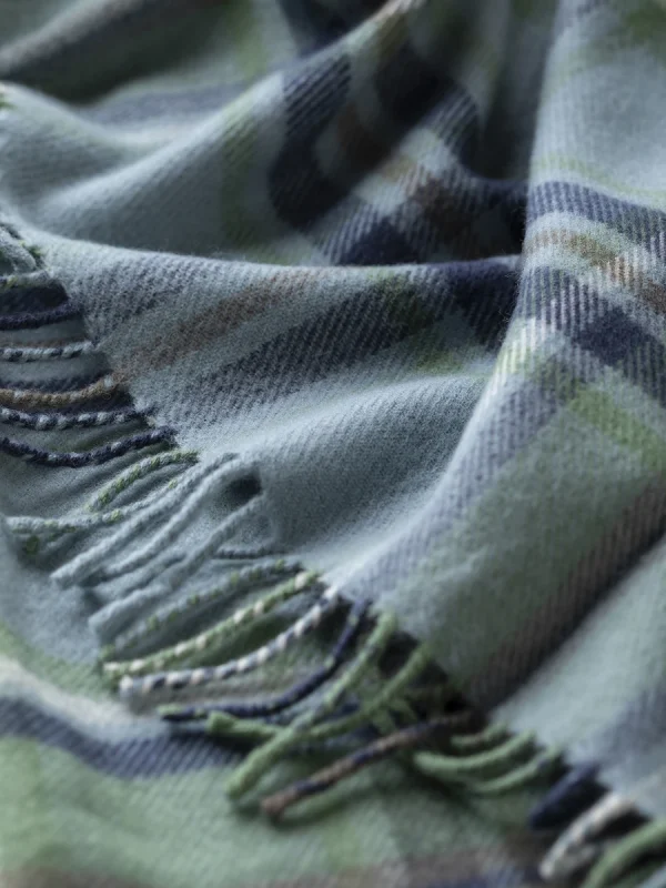Beech Dappled Skies Tartan Throw - Image 2