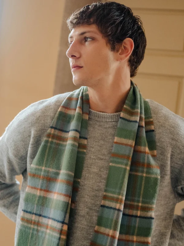 Highlands at Dawn Tartan Scarf - Image 6