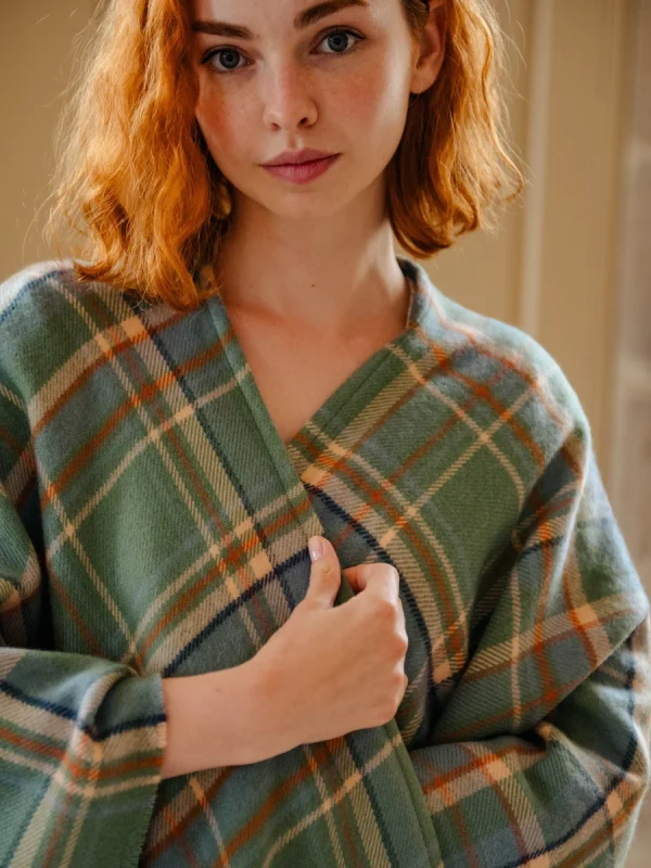 Highlands at Dawn Tartan Serape - Image 7
