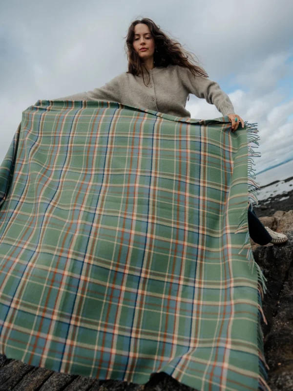 Highlands at Dawn Tartan Throw