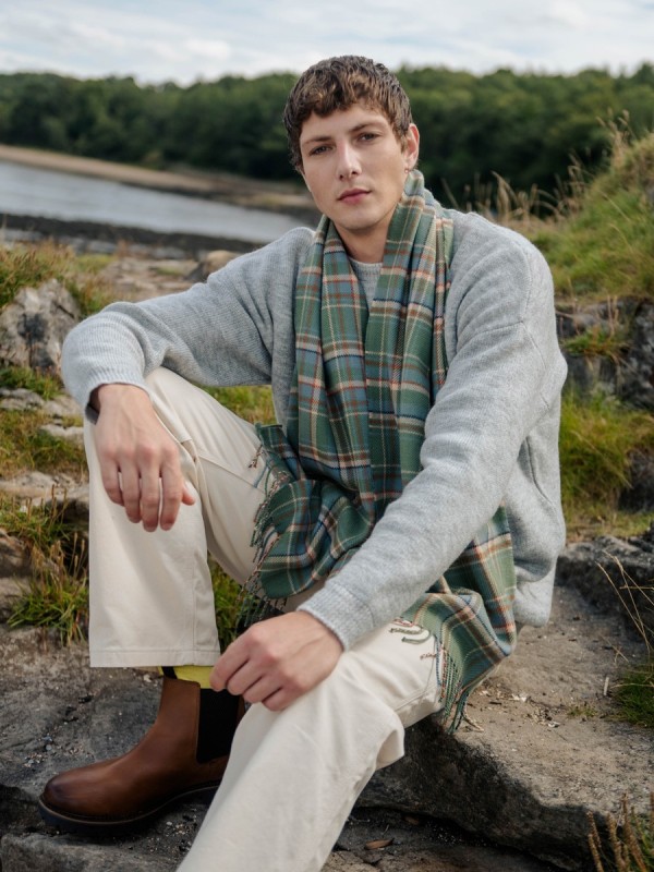 Highlands at Dawn Tartan Shawl - Image 9