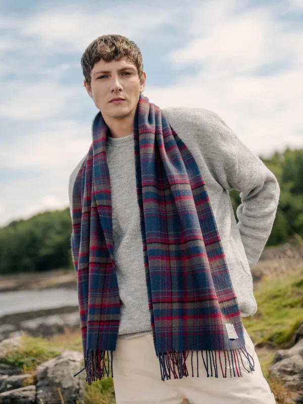 Highlands at Dusk Tartan Shawl - Image 9