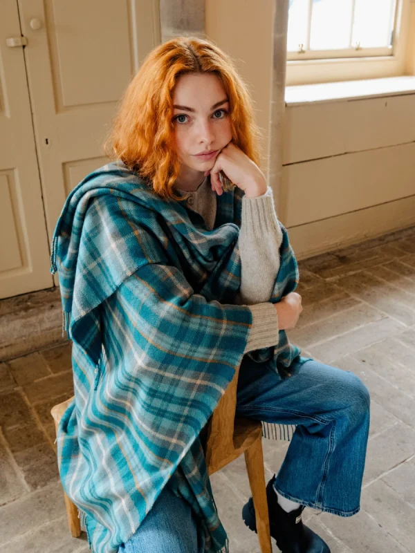 West Coast Waters Tartan Serape - Image 5