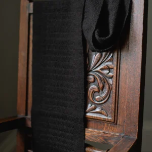 Handwoven Sycamore Narrow Scarf - Natural Dark Brown on a Black Base
