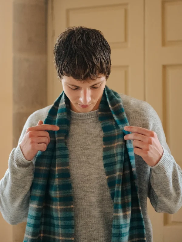 West Coast Waters Tartan Scarf - Image 4