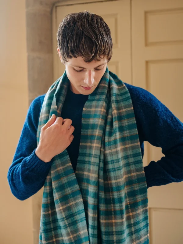 West Coast Waters Tartan Shawl - Image 3