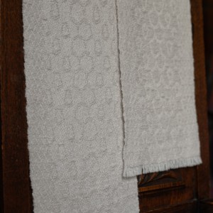 Handwoven Acorn Narrow Scarf - Natural Cream on a White Base