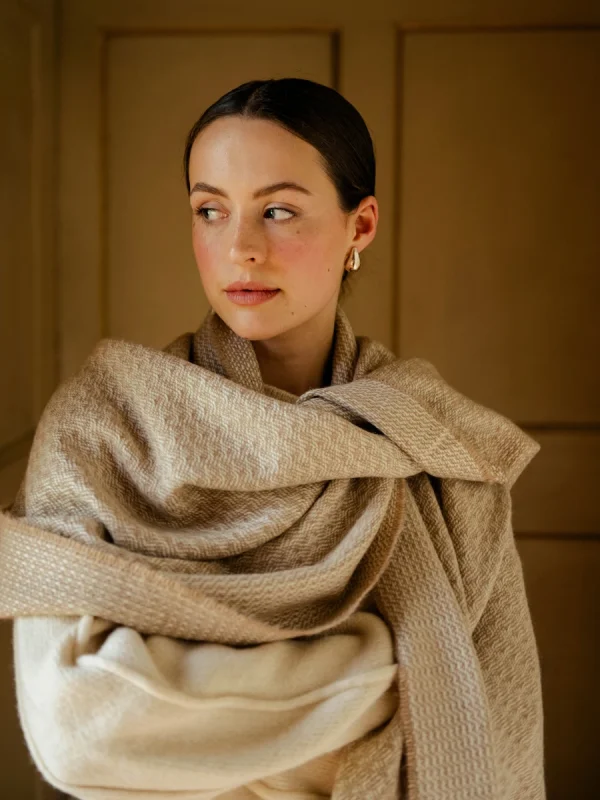 Caramel Rippling Barley Blanket Scarf - Image 2