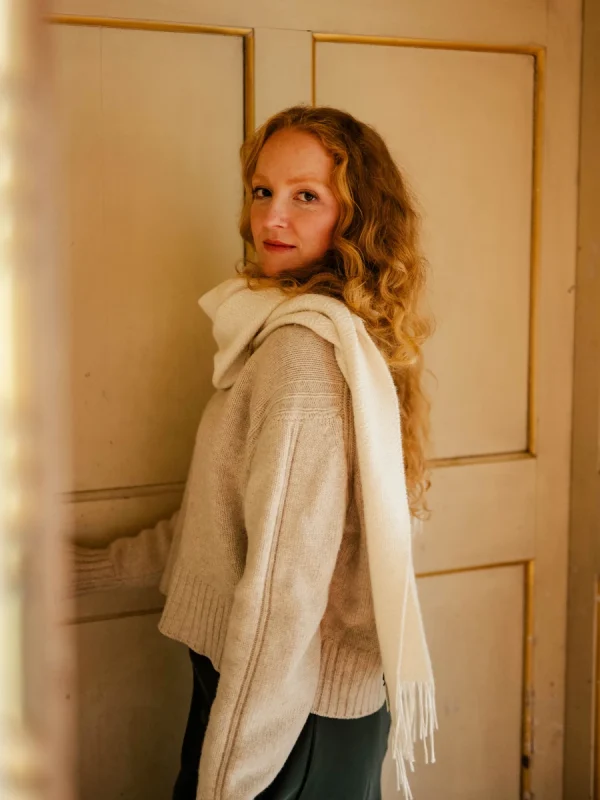 White Harvest Grain Wide Scarf - Image 7