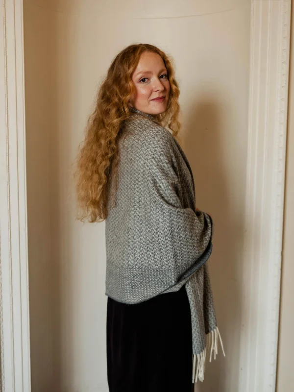 Grey Rippling Barley Blanket Scarf
