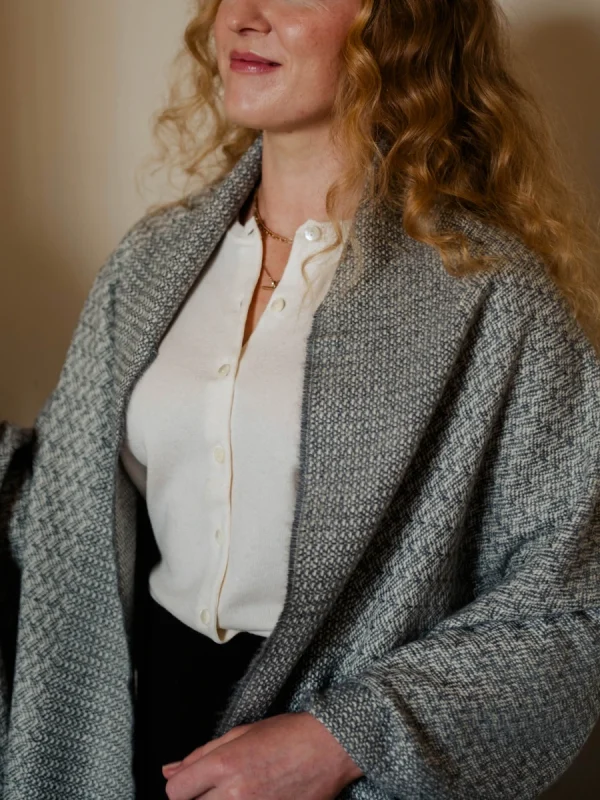 Grey Rippling Barley Blanket Scarf - Image 5