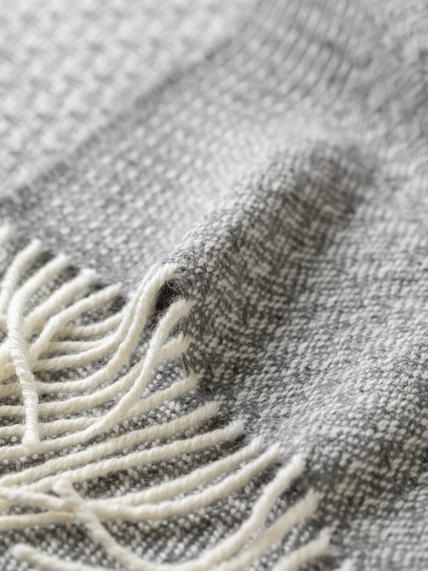Grey Rippling Barley Wide Scarf - Image 12