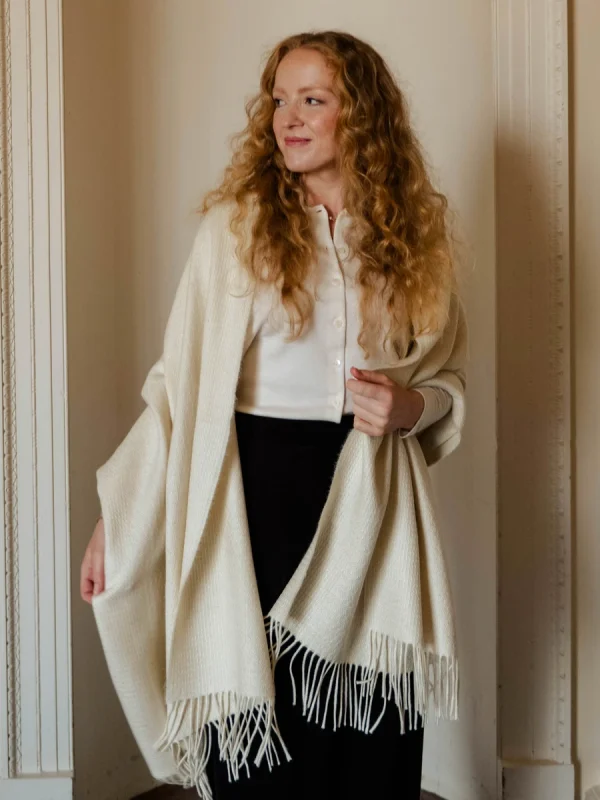 White Rippling Barley Blanket Scarf - Image 2
