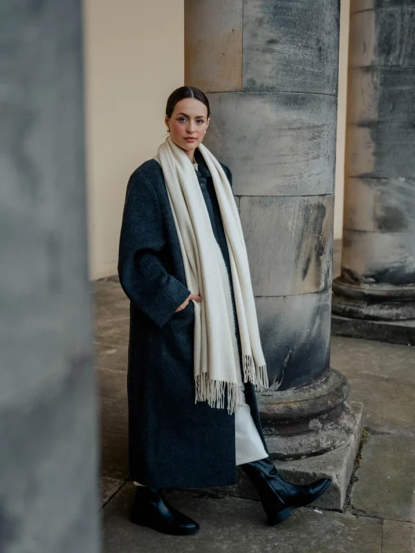 White Rippling Barley Wide Scarf - Image 8