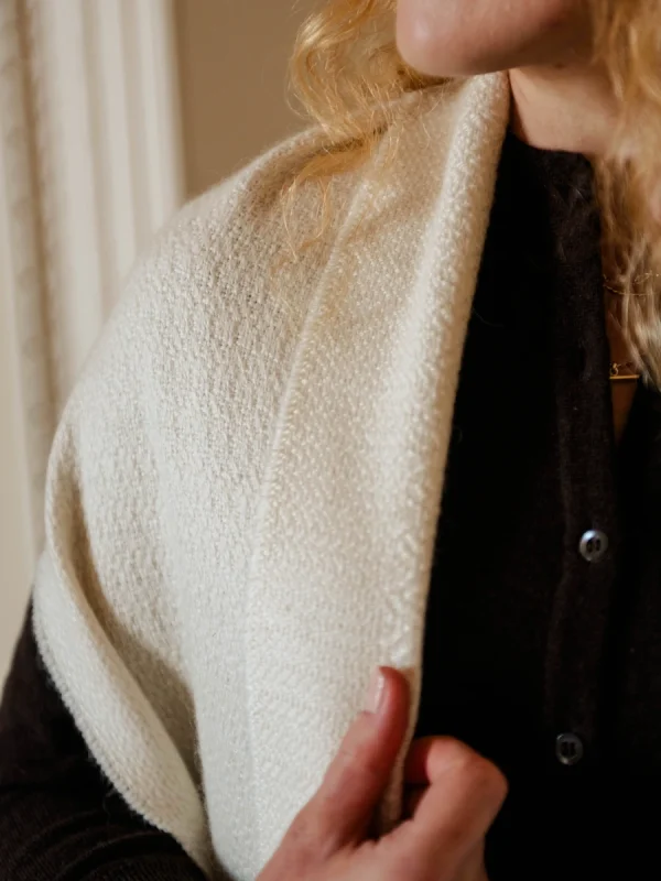 White Rippling Barley Wide Scarf - Image 6
