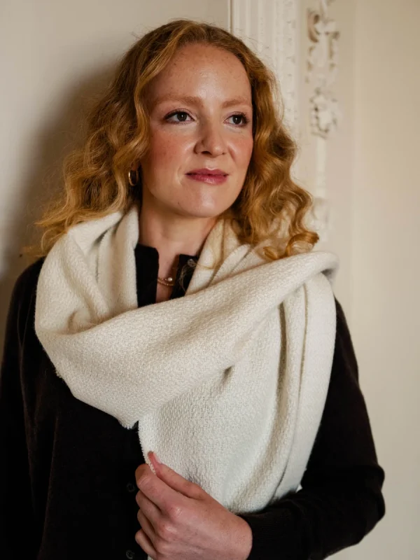 White Rippling Barley Wide Scarf - Image 7