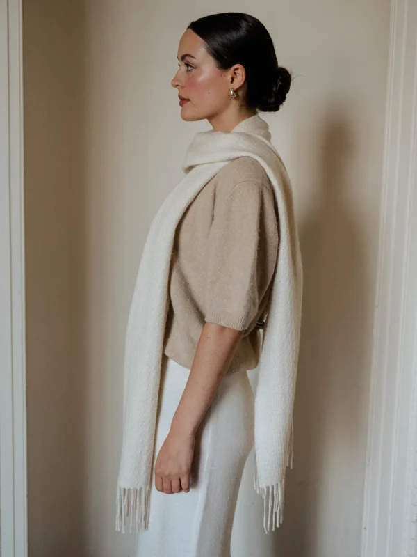 White Rippling Barley Wide Scarf - Image 4